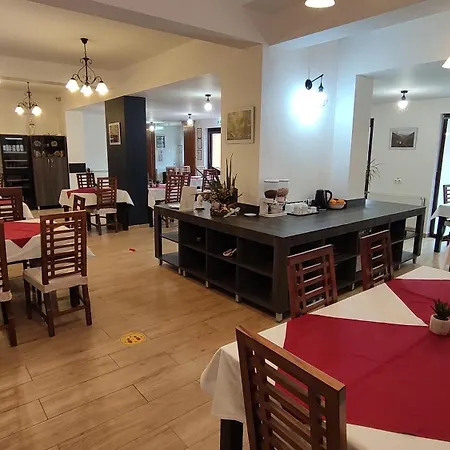 Pensiunea Roua Muntilor 4*